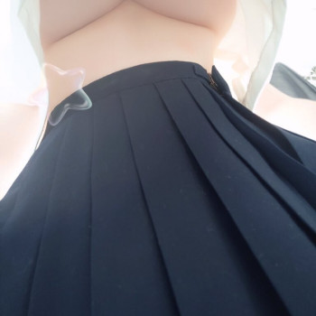 밑에서 본 웅장한 미드…