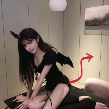 악마 코스프레 누나