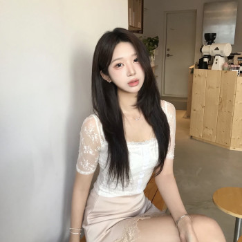 옷이 예쁜 누나